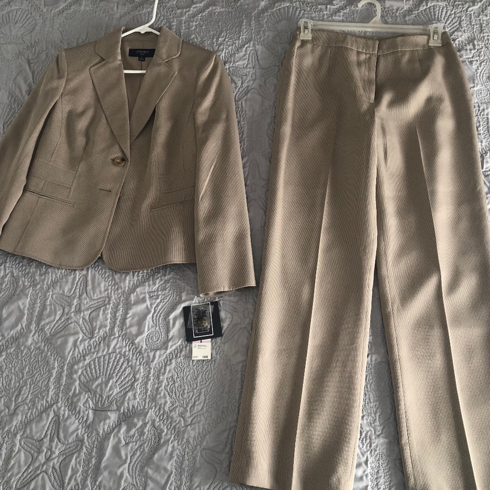 JONES WEAR 2PC TAN SUIT